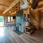 Tarnawianka Apart, Jacuzzi, Sauna, Bilard וילה Tarnawa Gorna (Lesser Poland)