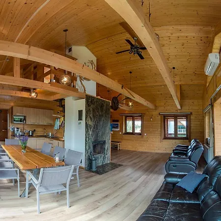 Tarnawianka Apart, Jacuzzi, Sauna, Bilard *